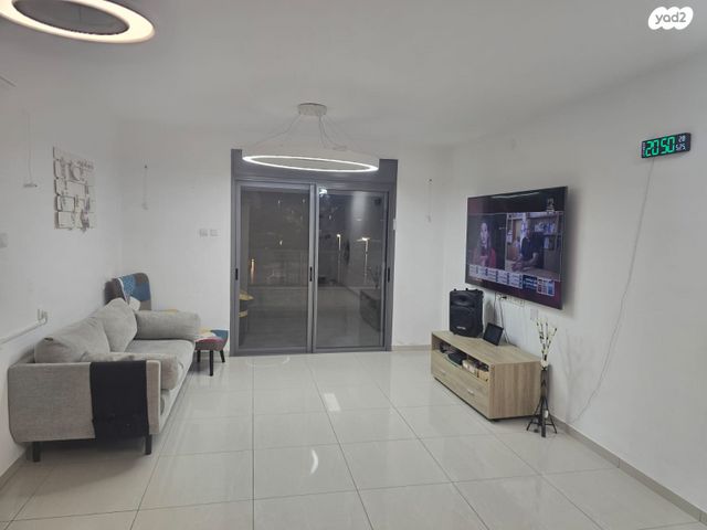 דירה, האשחר 9, שאר העיר, חצור הגלילית