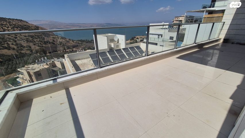 דירה, גולדה מאיר, שיכון עובדים, טבריה