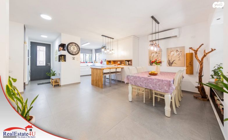 דו משפחתי, ציפורן 5, רמת פולג, נתניה