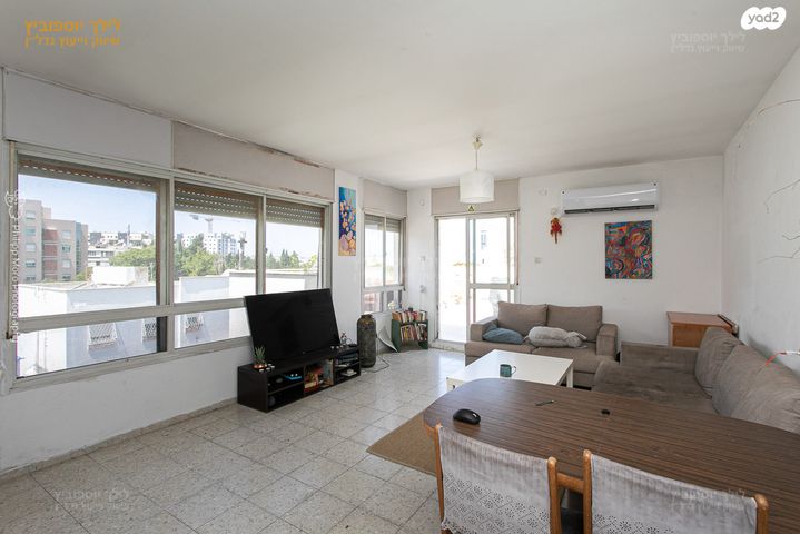 גג/ פנטהאוז, חסידי אומות העולם, רמת אלון, חיפה