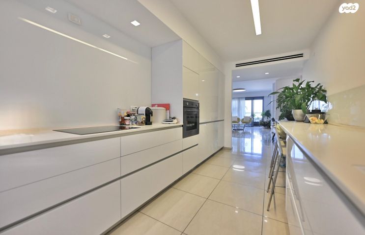 דירה, התורמוס, קרית ראשון, ראשון לציון