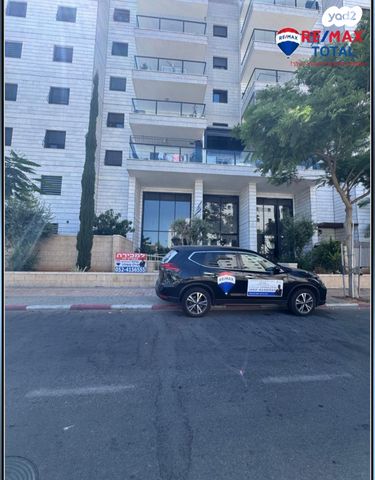 דירה, רחל המשוררת 10, נאות שמיר, יבנה