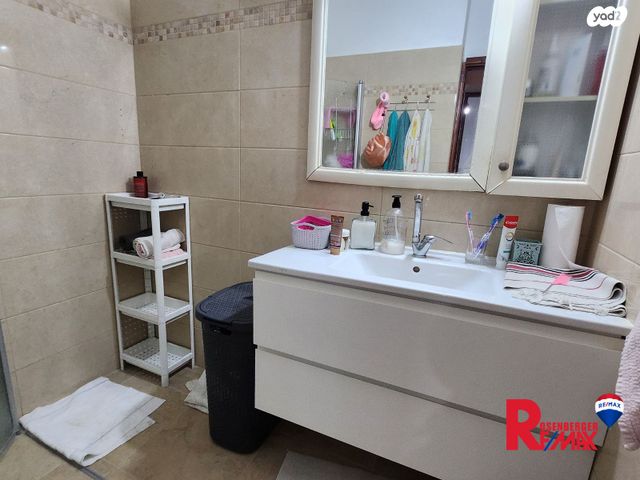 דירה, פנחס לבון 12, שיכון ותיקים, חולון