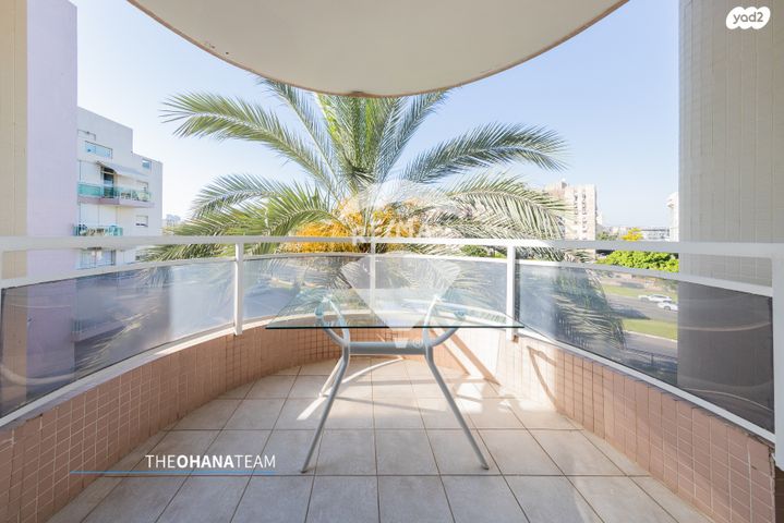 דירה, אמנון ותמר, רמת פולג, נתניה