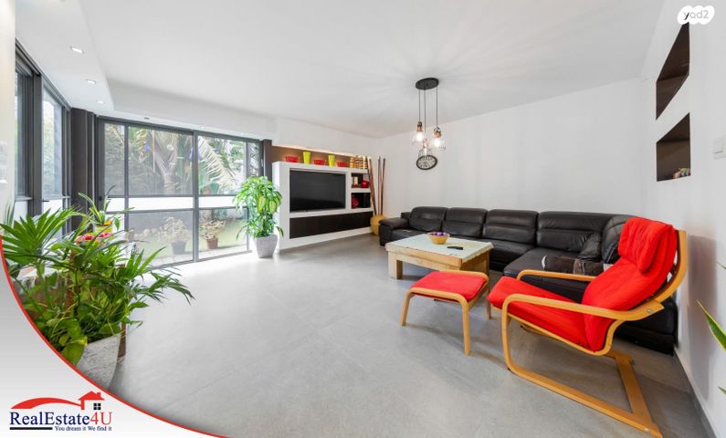 דו משפחתי, ציפורן 5, רמת פולג, נתניה