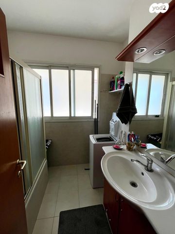 דירה, בר גיורא, קזן, רעננה