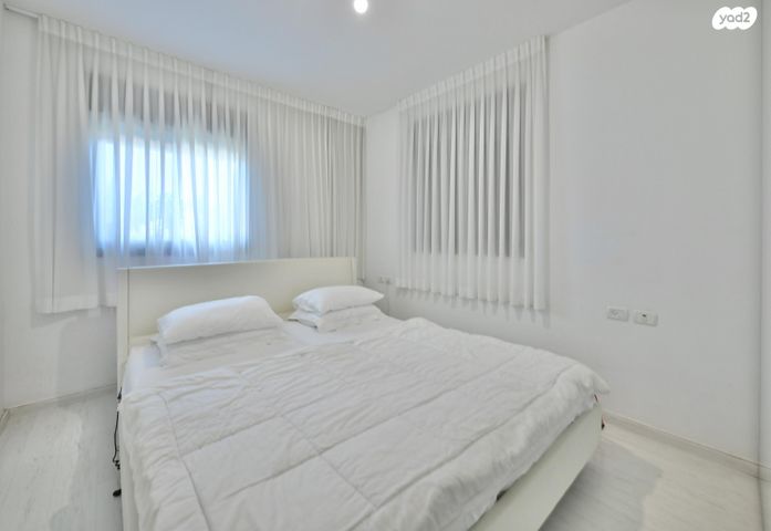 דירה, התורמוס, קרית ראשון, ראשון לציון