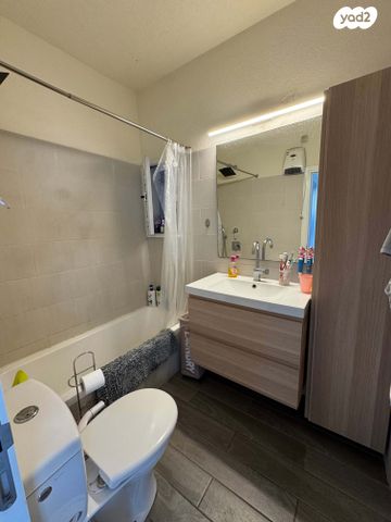 דירה, חוחית, גני השרון, כפר סבא