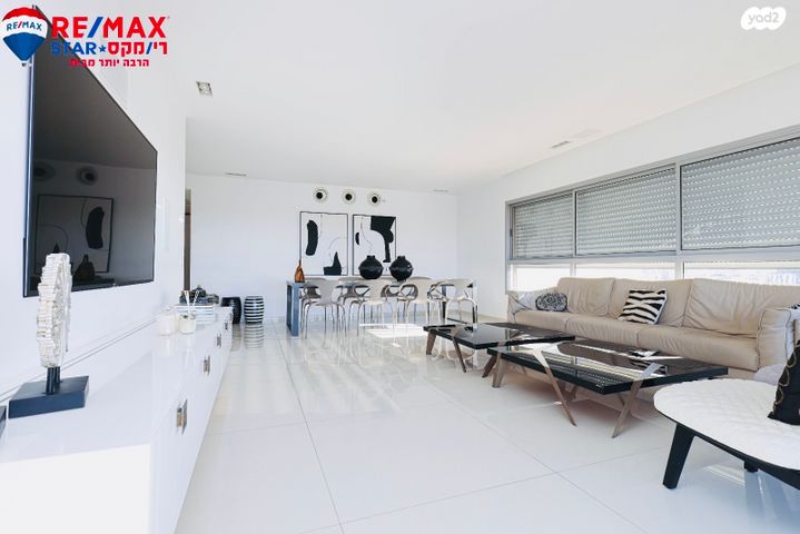 גג/ פנטהאוז, שמעון ויזנטל 28, הרצליה הירוקה, נווה עובד, הרצליה