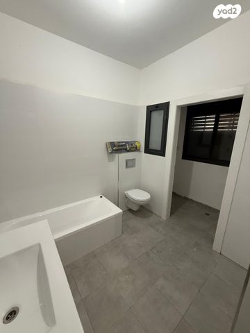 דירה, קרית אתא