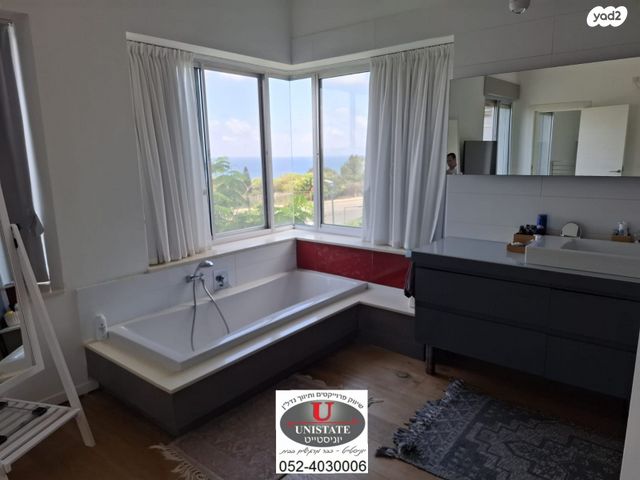 בית פרטי/ קוטג', כפר ראש הנקרה