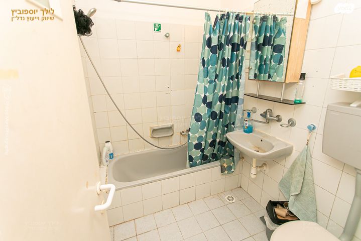 גג/ פנטהאוז, חסידי אומות העולם, רמת אלון, חיפה