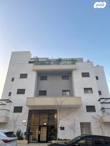 דירה, גולדה מאיר, מורשת, מודיעין מכבים רעות