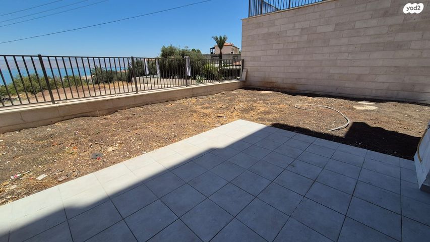 דירת גן, בר כוכבא, אחוזת כנרת, טבריה