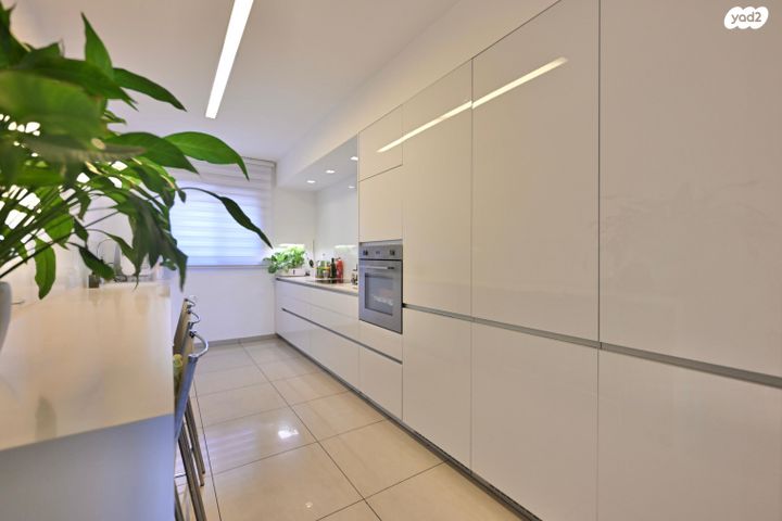 דירה, התורמוס, קרית ראשון, ראשון לציון