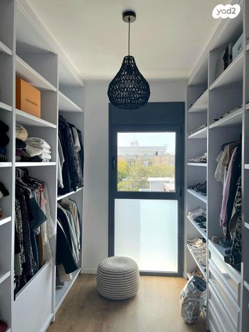 דירה, בר אילן, נווה דוד רמז, רעננה