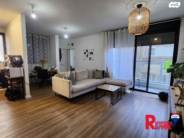 הרב הרצוג 17