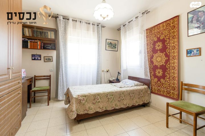 דופלקס, העצמאות, ראש העין