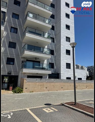 דירה, רחל המשוררת 10, נאות שמיר, יבנה