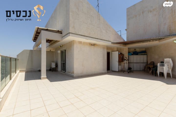 דופלקס, העצמאות, ראש העין