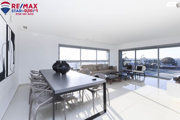 גג/ פנטהאוז, שמעון ויזנטל 28, הרצליה הירוקה, נווה עובד, הרצליה