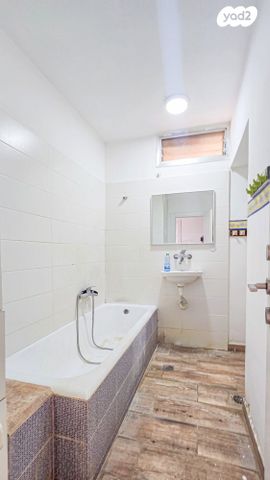 דירה, יקותיאל אדם, קרית שמונה