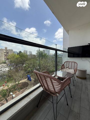 דירה, יוסף אהרונוביץ', נווה רמז, חולון