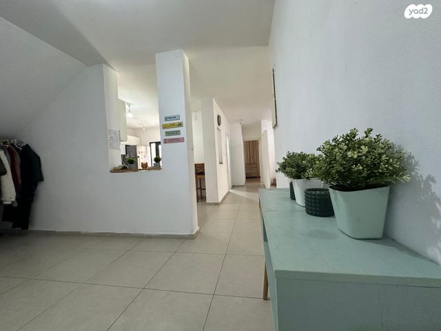 דירת גן, שיבת ציון, דקל, אפרת