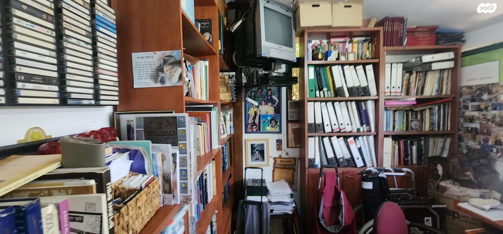 דו משפחתי, ארתור הנטקה, קרית היובל, ירושלים