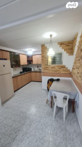 דירה, אברהם טביב, גבעה א', שביט, קרית אתא