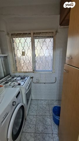 דירה, אברהם טביב, גבעה א', שביט, קרית אתא