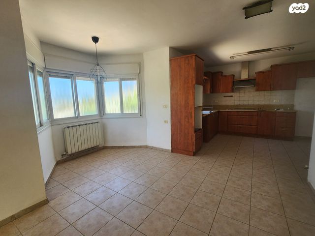 בית פרטי/ קוטג', כפר ורדים