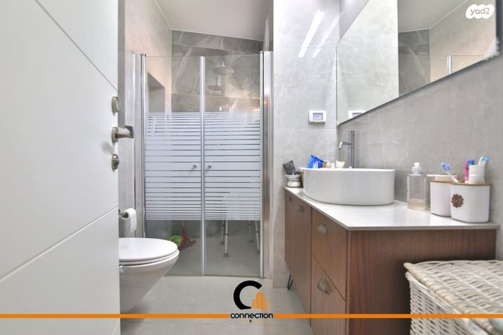 דו משפחתי, חרובים, סביוני ים, קרית ים