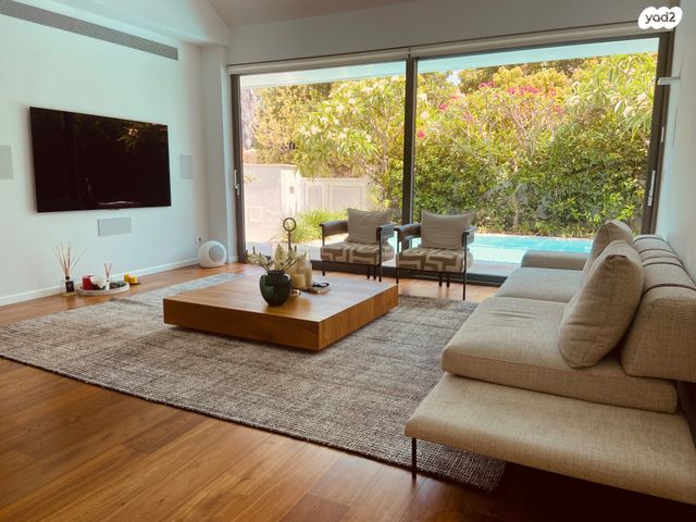 בית פרטי/ קוטג', רמת השרון