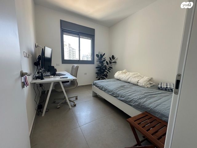 דירה, אמנון ליפקין שחק, נוף הטיילת, נתניה