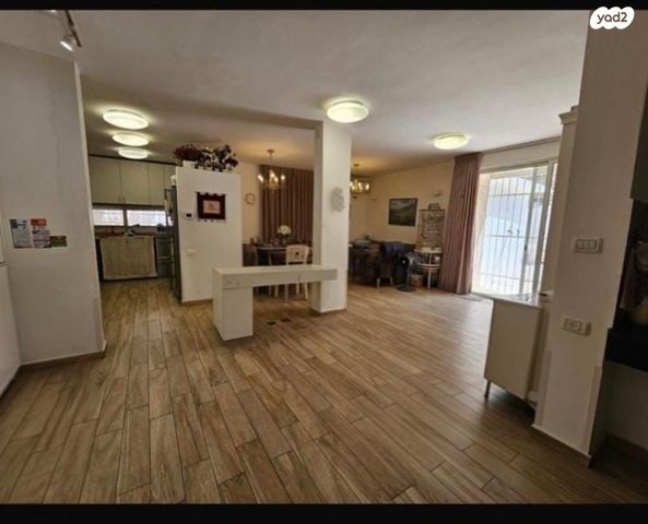 דירת גן, הרב ש. שאולזון, הר נוף, ירושלים