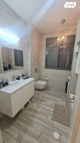 גג/ פנטהאוז, שדרות בורוכוב, מרכז העיר, קרית אתא