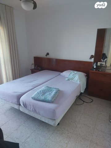 דירת גן, מבשרת ציון