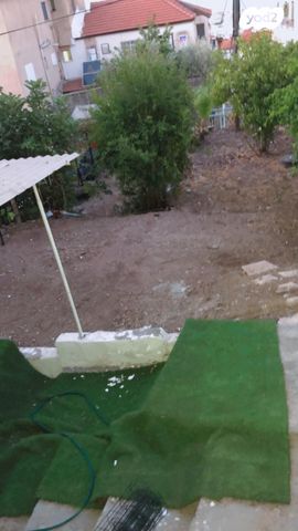 דירת גן, שטרית 40, שיכון ב, טבריה