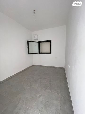 גג/ פנטהאוז, אבן רושד, עג'מי, גבעת העליה, תל אביב יפו