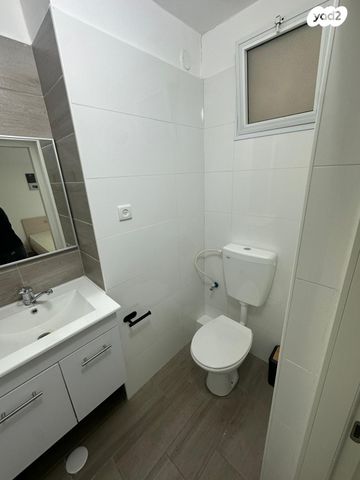 יחידת דיור, יהודי סוריה, שכונה ה', באר שבע