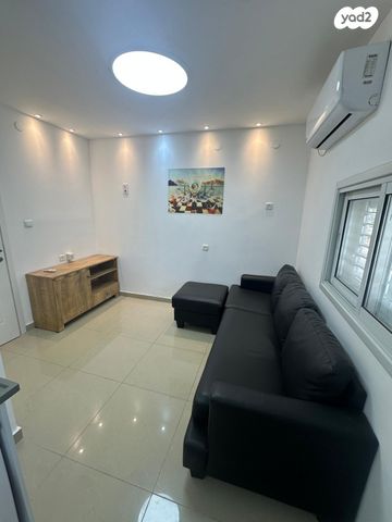 יחידת דיור, יהודי סוריה, שכונה ה', באר שבע