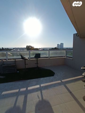 בית פרטי/ קוטג', מסריק, פרדס הגדוד, נתניה