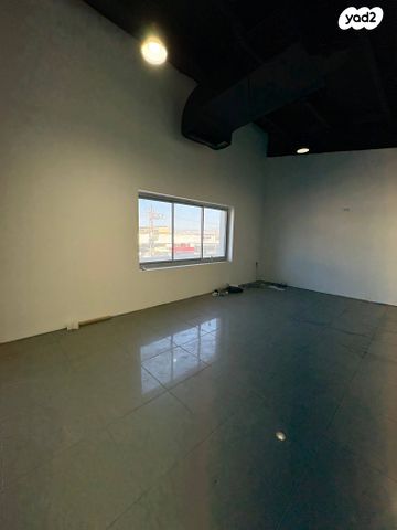 משרדים, יהודה הלוי, לב העיר, טבריה