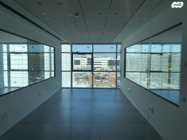 משרדים, הגביש, נתניה