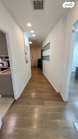 משרדים, יהוד מונוסון