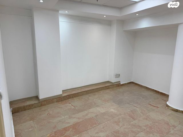 משרדים, יהודה הלוי, לב העיר, טבריה