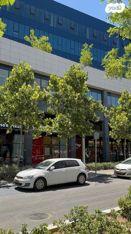 חנויות/ שטח מסחרי, שאר העיר, מודיעין מכבים רעות