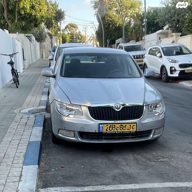 מודעת רכב סקודה סופרב