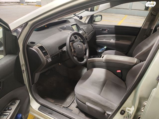 מודעת רכב טויוטה פריוס